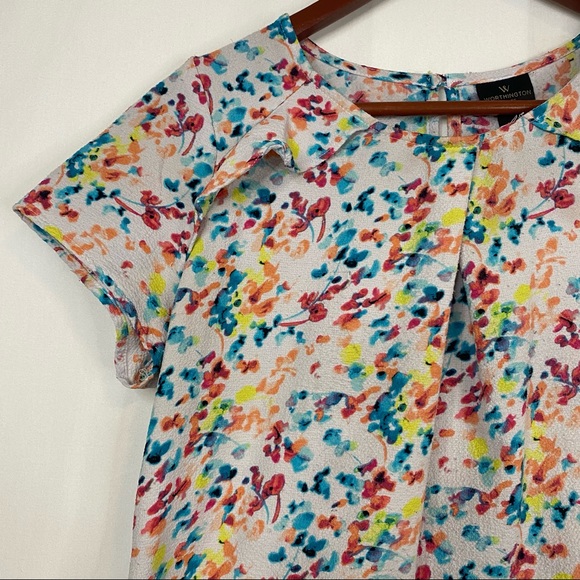 WORTHINGTON Short Sleeved Blouse Floral Flounce Front White Size Petite Medium - Picture 2 of 8